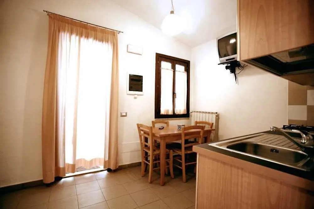 Villaggio Miramare ليفورنو منتزه العطل
